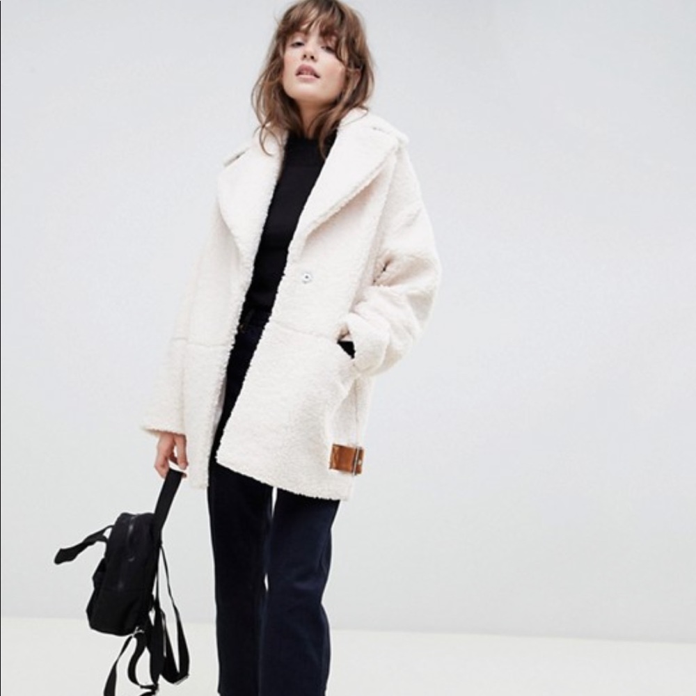 White teddy borg biker jacket